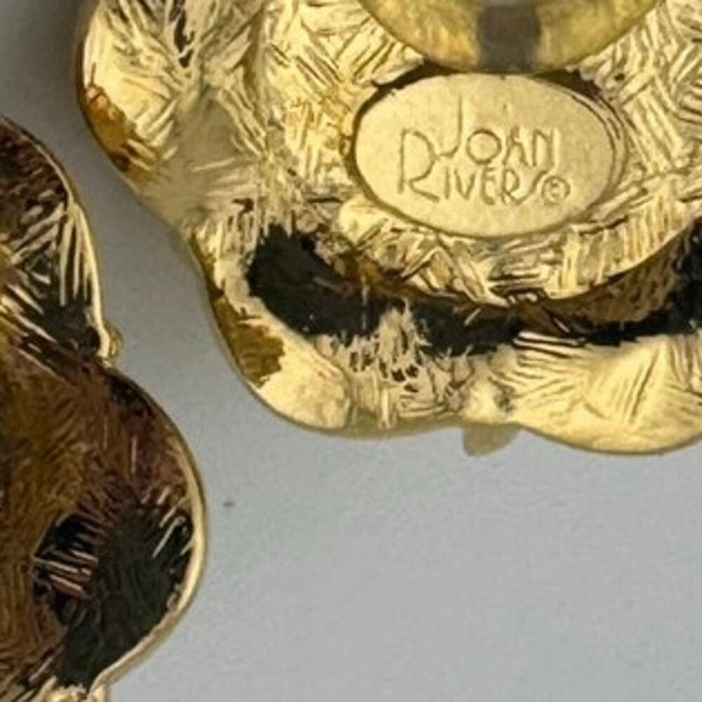 Vintage Joan Rivers Floral Earrings Gold Tone Black Enamel - Picture 8 of 8